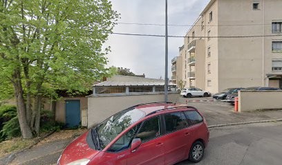 Achour Mourad, Electricien à Trévoux