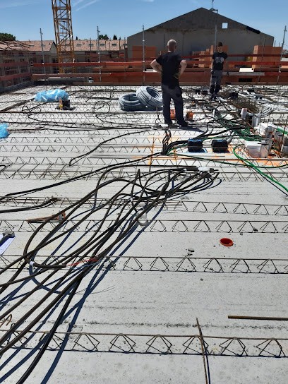 Souci Elec, Electricien à Angresse