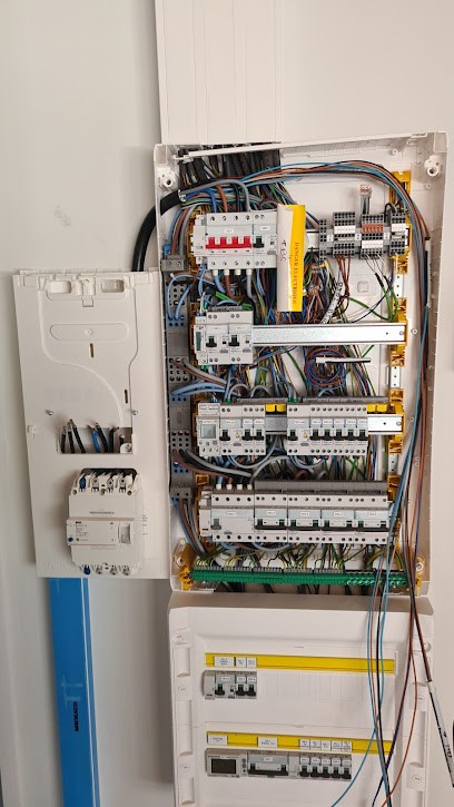 H.k elec, Electricien à Goyrans