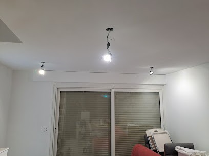 N.S.C, Electricien à Porto-Vecchio