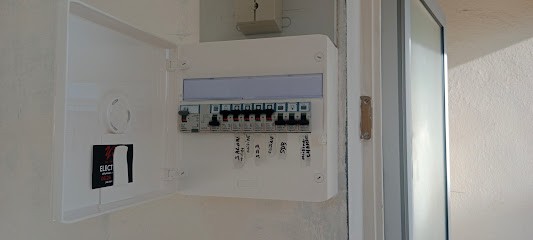 electricien yan daubisse electricité la crau var (siege) 83, Electricien à La Crau