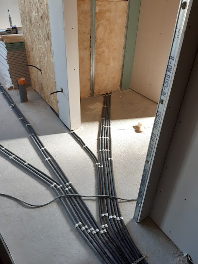 BICHET ELECTRICITE, Electricien à Levier