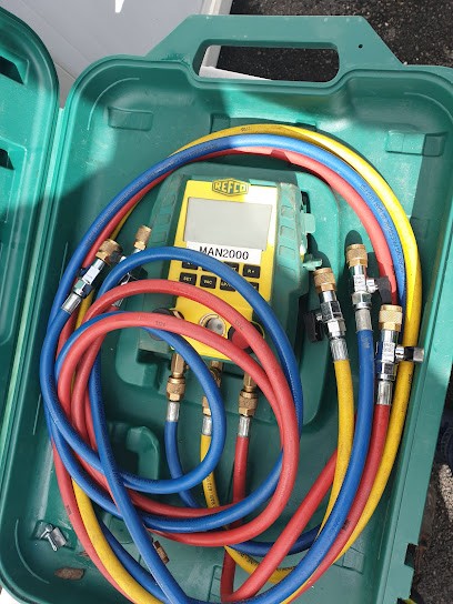 Inéo Aquitaine, Electricien à Lacq