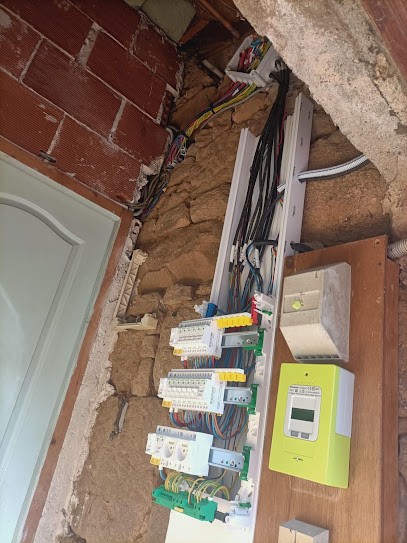 O.S.elec22, Electricien à Penvénan