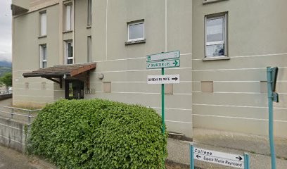 HOMETECH, Electricien à Gières
