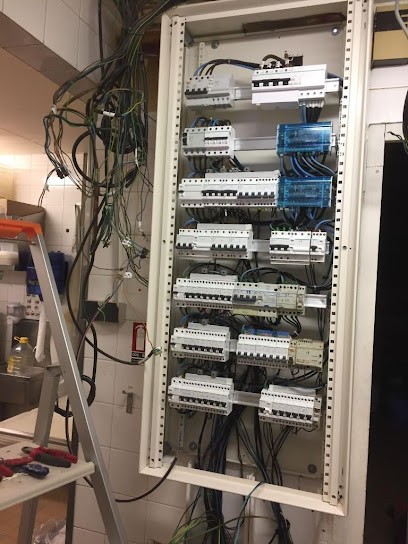 3 Tech, Electricien à Maisons-Laffitte