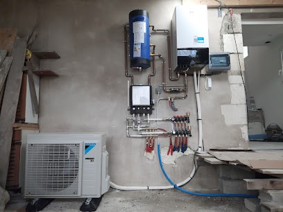 Manuelec Lucazeau, Electricien au Chay