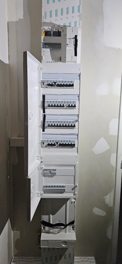 PLUSELEC, Electricien à Fronton