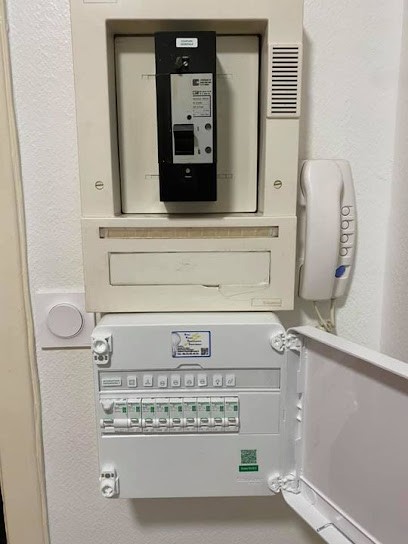 APEL, Electricien à Pessat-Villeneuve