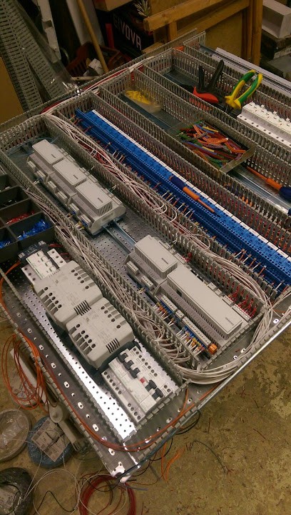 E G E BENICHOU, Electricien à Caumont-sur-Durance