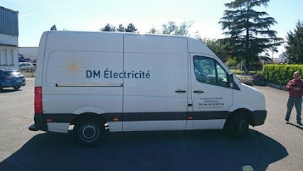 DM Electricité, Electricien à Crevin