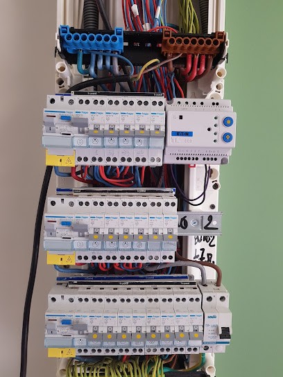Addis, Electricien à Saint-Julien-Chapteuil