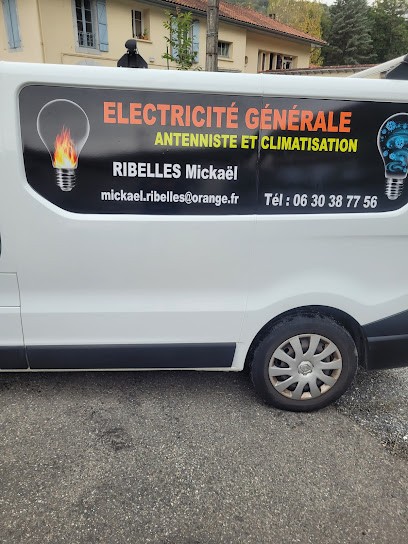 Ribelles Mickaël, Electricien à Esténos