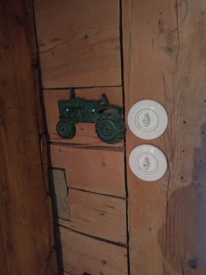 Électricité Générale D. VIALLET, Electricien à Saint-Jean-de-Sixt