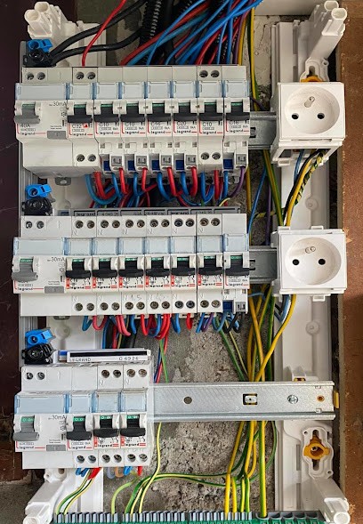 Etudes NIOBEY, Electricien à La Chapelle-du-Bois-des-Faulx