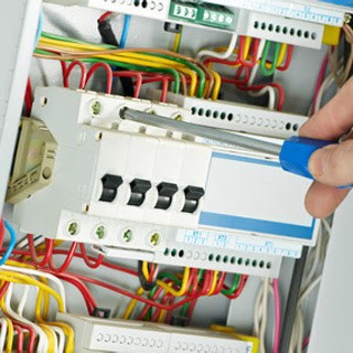 TDM Electricité, Electricien à Saint-Avé