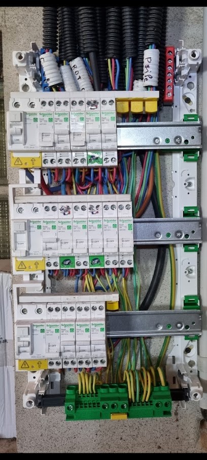 MAZIOUDELEC, Electricien à Nègrepelisse