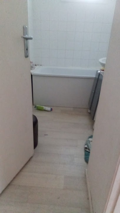 Soels Sanicom, Electricien à Comines