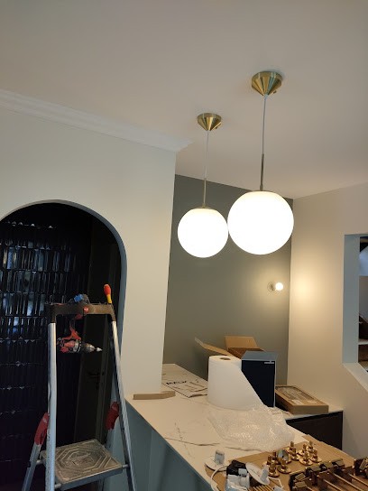 DOMLIGHT ELEC, Electricien à Francheville