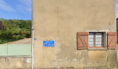 D.b Elec, Electricien à Champfleur