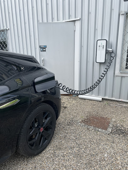 Alm Borne De Recharge, Électricien à Mérignac
