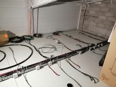 Perot Axel, Electricien à Vieillevigne