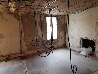 MKA Services, Electricien à Corcy