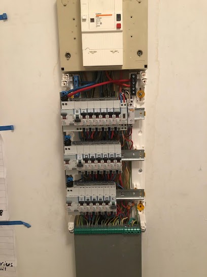 Debroucker Électricité, Electricien à Cappelle-la-Grande