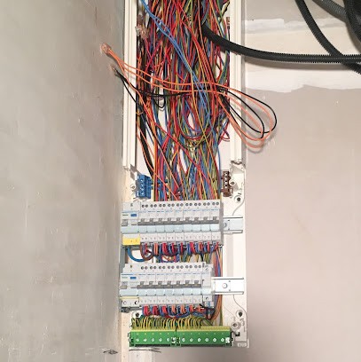 Santerre Marchal SAS, Electricien à Sancourt