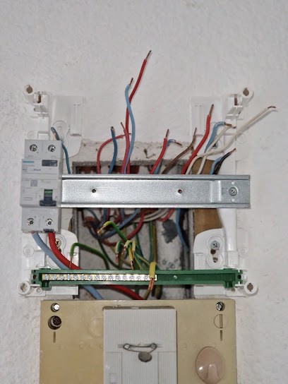 CPT Services, Electricien à Cazouls-lès-Béziers