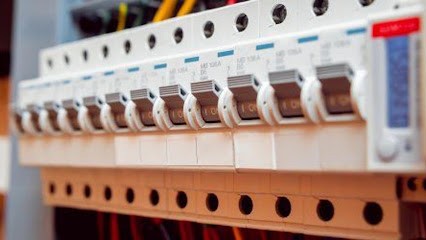 Damien Aldebert Electricité générale et Rénovation, Electricien à Montfort-sur-Argens
