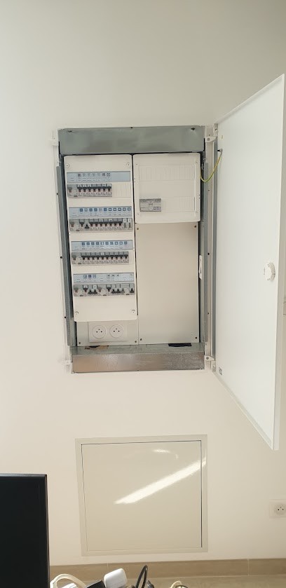 Sarl Hugo Elec, Electricien à Lanvallay