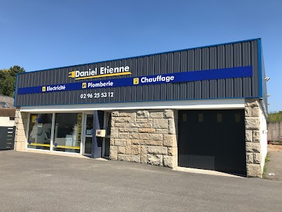 Etienne Daniel, Electricien au Cambout