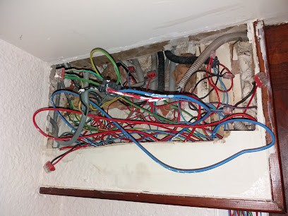 Bureau Christophe, Electricien à Champs-sur-Yonne