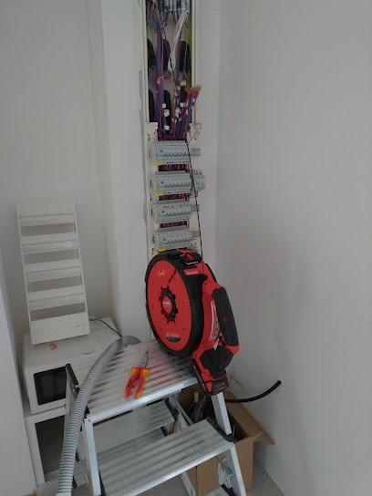 EURL Harzo, Electricien à Trébry
