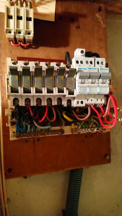 Sombrun, Electricien à Gamarde-les-Bains