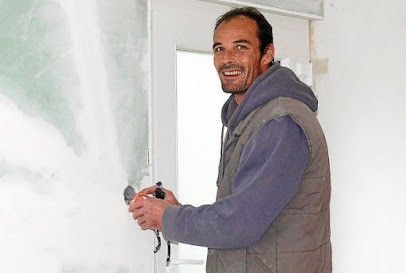 Christophe GUILLAS EURL - Artisan électricien, Electricien au Cours