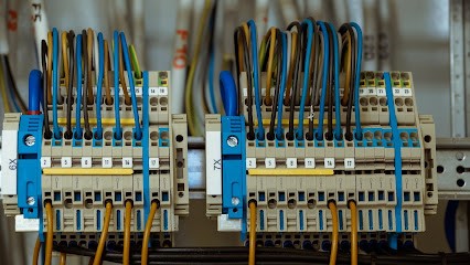 Nouaouria Rabah, Electricien à Roussillon
