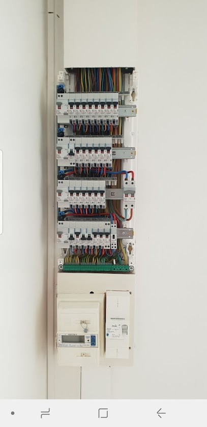 Lambert Mathieu électricité, Electricien à Égreville
