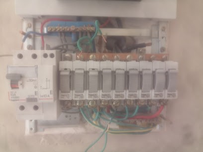 SD électricité, Electricien à Figanières