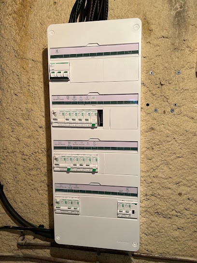 Smart Watt Solution, Electricien à Pouzilhac