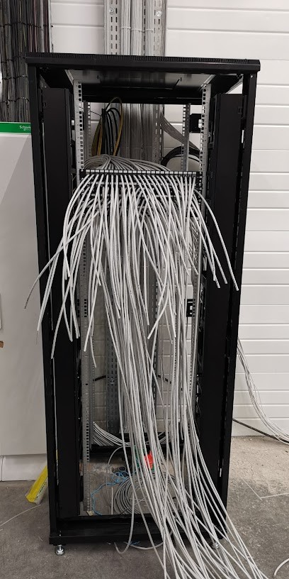 F.O.R.C.E électricité générale, Electricien à La Versanne