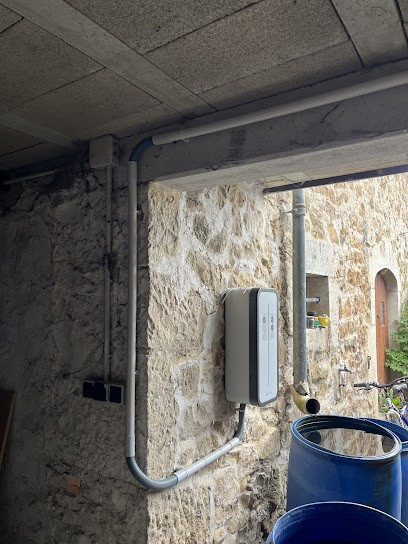 AD LAN, Electricien au Creusot