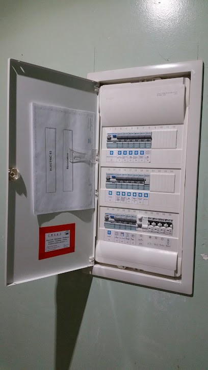 Cms-63, Electricien à Vertaizon