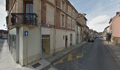 Yovo Edem, Electricien à Villeneuve-sur-Yonne