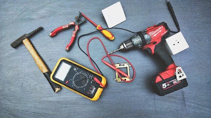 AMJADI-BIGVAND Shahrokh, Electricien à Puymaurin