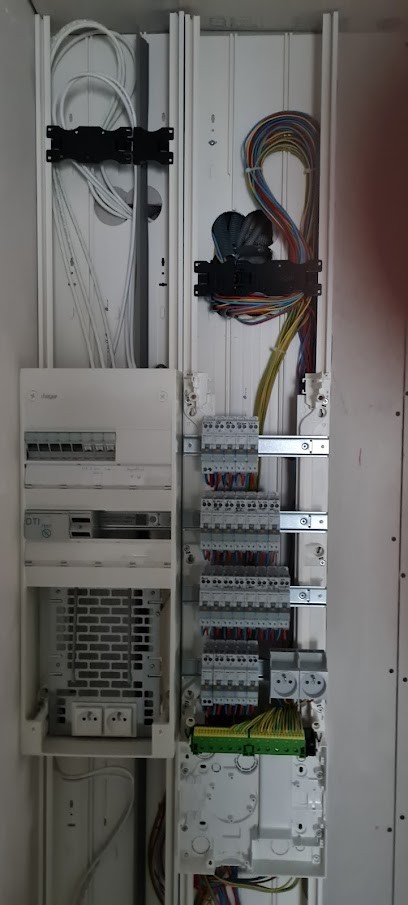 DHE Électricité, Electricien à Métabief