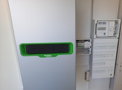 Gangnebien, Electricien à Parville