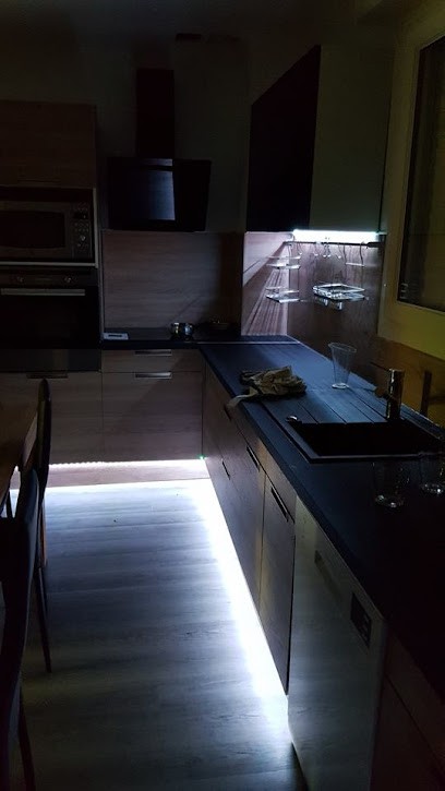 Sarl YBE, Electricien à Labatut