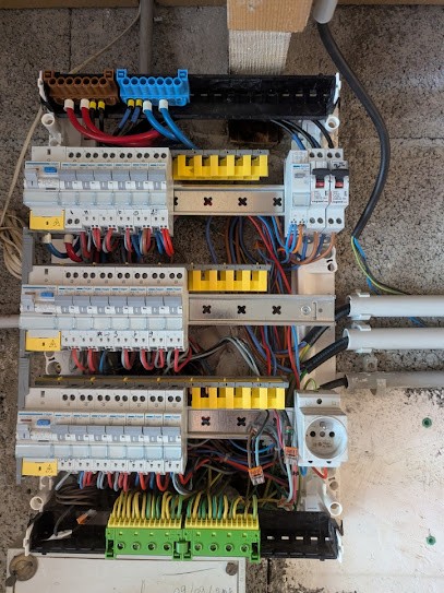 VP Elec, Electricien à Gap